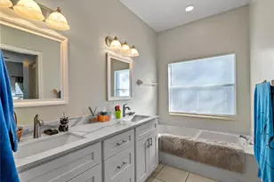 4494 Del Sol Blvd S, Sarasota, FL 34243 - Photo 28