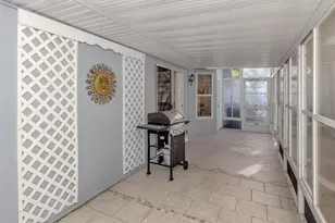 561 Clubside Cir, Venice, FL 34293 - Photo 26