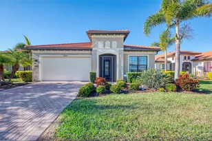 10415 Medjool Dr, Venice, FL 34293 - Photo 2