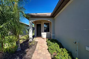 13716 Vadini St, Venice, FL 34293 - Photo 2