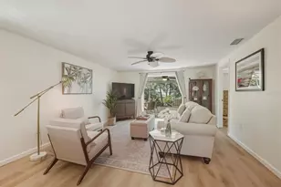 588 Circlewood Dr, Venice, FL 34293 - Photo 12