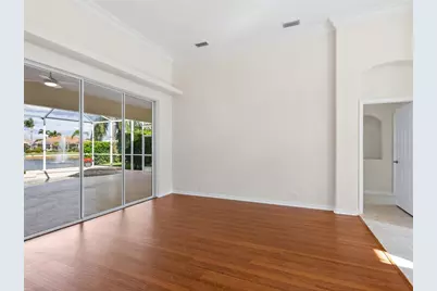 863 Macaw Circle, Venice, FL 34285 - Photo 6