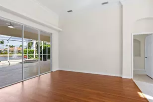 863 Macaw Cir, Venice, FL 34285 - Photo 6
