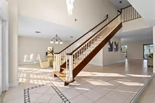 318 Oakwood Cir, Englewood, FL 34223 - Photo 12