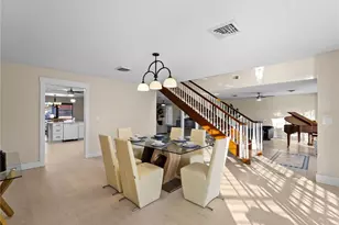 318 Oakwood Cir, Englewood, FL 34223 - Photo 16