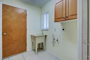 229 S Quincy Rd, Venice, FL 34293 - Photo 18