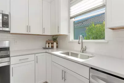 27061 Paradise Shores Drive, Englewood, FL 34223 - Photo 8