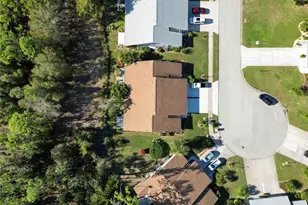 426 Pendleton Dr, Venice, FL 34292 - Photo 42