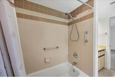 440 Palmetto Court #2, Venice, FL 34285 - Photo 18