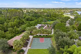 15767 Crystal Waters Dr, Wimauma, FL 33598 - Photo 32