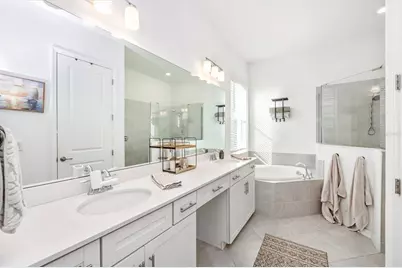 17380 Jadestone Court, Venice, FL 34293 - Photo 32