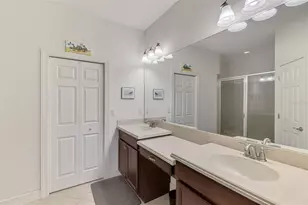 371 Capulet Dr, Venice, FL 34292 - Photo 30