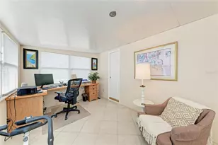 35 Castle Dr, Nokomis, FL 34275 - Photo 14