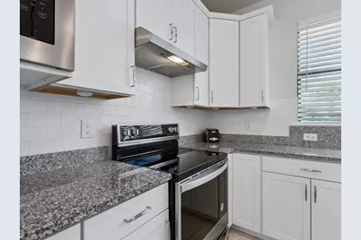 13467 Nobilio Street, Venice, FL 34293 - Photo 10