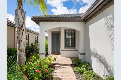 13467 Nobilio Street, Venice, FL 34293 - Photo 2
