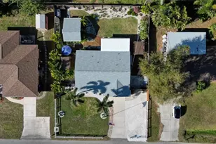133 Altair Rd, Venice, FL 34293 - Photo 8