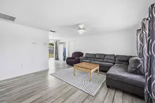 5755 Oxalis Rd, Venice, FL 34293 - Photo 6