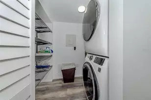 1310 Pine Lake Dr, Venice, FL 34285 - Photo 28