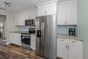 1310 Pine Lake Dr, Venice, FL 34285 - Photo 26