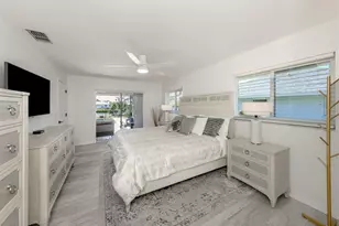 1232 Pine Needle Rd, Venice, FL 34285 - Photo 6