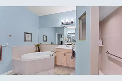 3951 Whispering Oaks Drive, North Port, FL 34287 - Photo 24