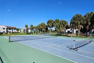 812 Capri Isles Blvd, Venice, FL 34292 - Photo 40