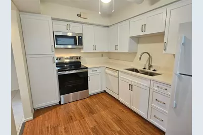 812 Capri Isles Boulevard #225, Venice, FL 34292 - Photo 22