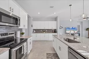 2064 Gardenia Ave, Port Charlotte, FL 33953 - Photo 14