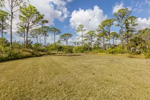 9008 Falcon Ct, Venice, FL 34293 - Photo 8