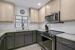 7623 4th Ave W, Bradenton, FL 34209 - Photo 6