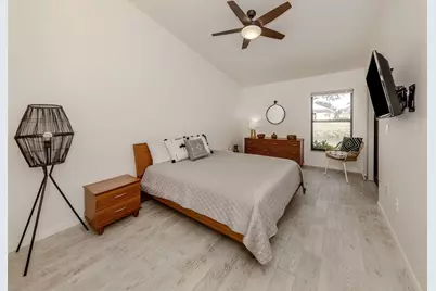 268 Southampton Drive #309, Venice, FL 34293 - Photo 12