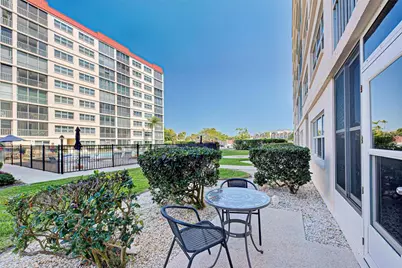 232 Saint Augustine Avenue #105, Venice, FL 34285 - Photo 4