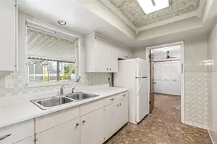 6711 Roxbury Dr, Sarasota, FL 34231 - Photo 26