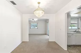 6711 Roxbury Dr, Sarasota, FL 34231 - Photo 14