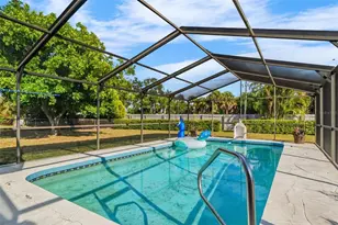 6711 Roxbury Dr, Sarasota, FL 34231 - Photo 44