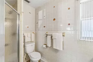 6711 Roxbury Dr, Sarasota, FL 34231 - Photo 22