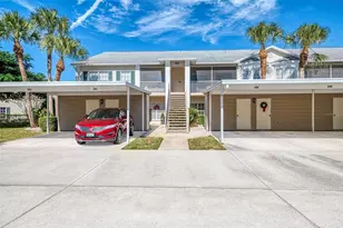 402 Laurel Lake Dr, Venice, FL 34292 - Photo 6