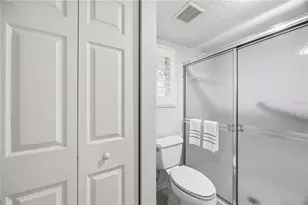 821 Montrose Dr, Venice, FL 34293 - Photo 30