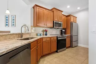 11127 Campazzo Dr, Venice, FL 34292 - Photo 16