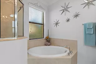 20219 Tesoro Dr, Venice, FL 34293 - Photo 38