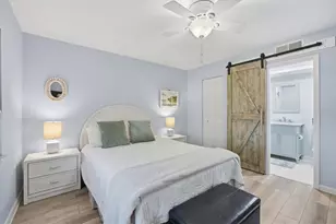 649 Tamiami Trail S, Venice, FL 34285 - Photo 14