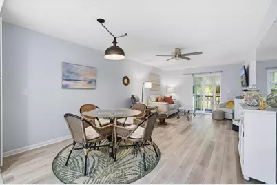 649 Tamiami Trail S #306, Venice, FL 34285 - Photo 4