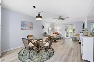 649 Tamiami Trail S, Venice, FL 34285 - Photo 4