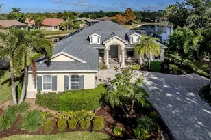 319 Park Trace Blvd, Osprey, FL 34229 - Photo 2