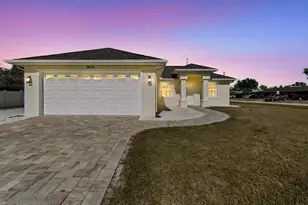 1420 E Gate Dr, Venice, FL 34285 - Photo 1