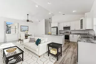 1420 E Gate Dr, Venice, FL 34285 - Photo 10