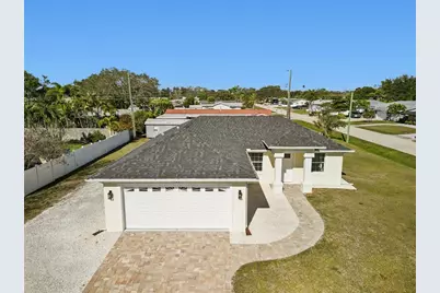 1420 E Gate Drive, Venice, FL 34285 - Photo 2