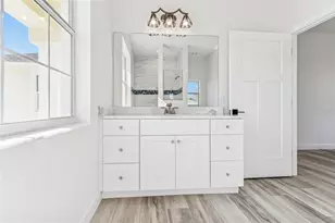 1420 E Gate Dr, Venice, FL 34285 - Photo 30