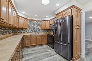 2226 Heron Cir, Clearwater, FL 33762 - Photo 8