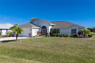 13 Bunker Pl, Rotonda West, FL 33947 - Photo 4